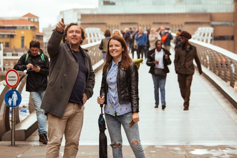 London: Private Tour with Locals – Highlights & Hidden Gems - Private group in 3 hours: ideal for first-time London planning