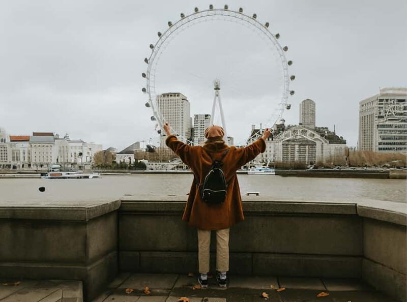 London: Private travel vacation photoshoot -Romantic Special - The Big Ben stop: classic views without wasting your time