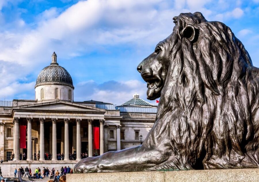 London: Private Walking Tour in Spanish - Big Ben and Westminster: where London feels official