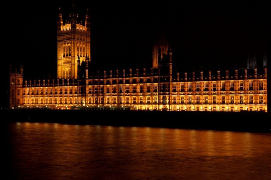 London: Private Walking Tour with a Local - Getting food and neighborhood tips you can use the same day