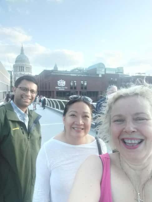 London: Private Walking Tour with a Local - Where the walk starts: Tower of London and your own meeting spot