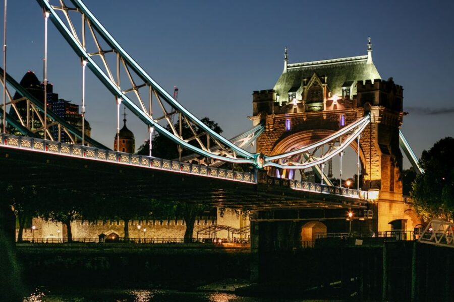 London: River Thames Dinner Cruise - Price and value at about $94 per person
