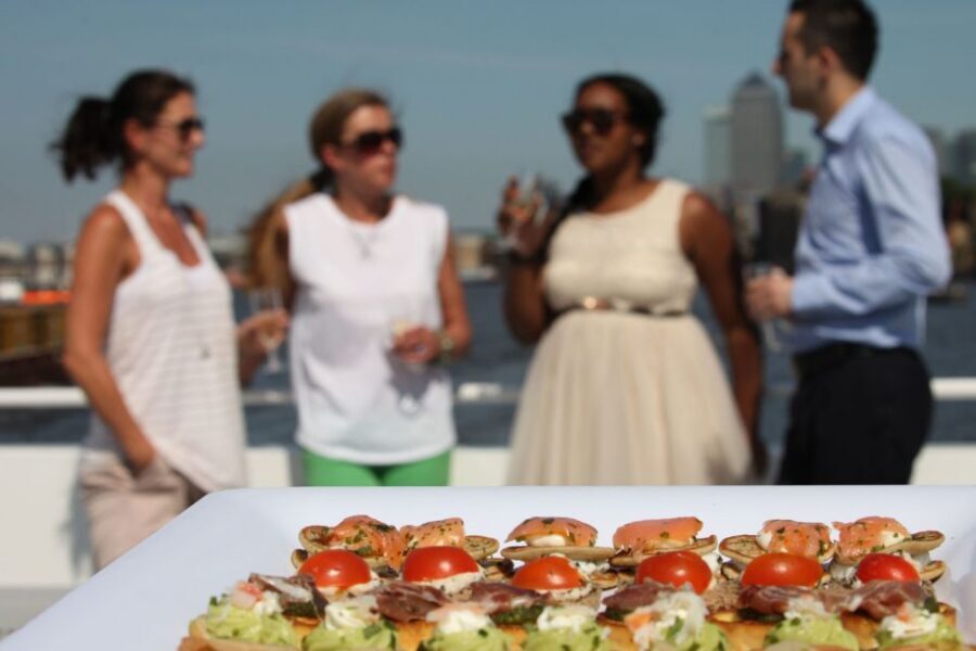 London: River Thames Evening Cruise with Bubbly and Canapés - Should you book City Cruises on the Thames evening route?