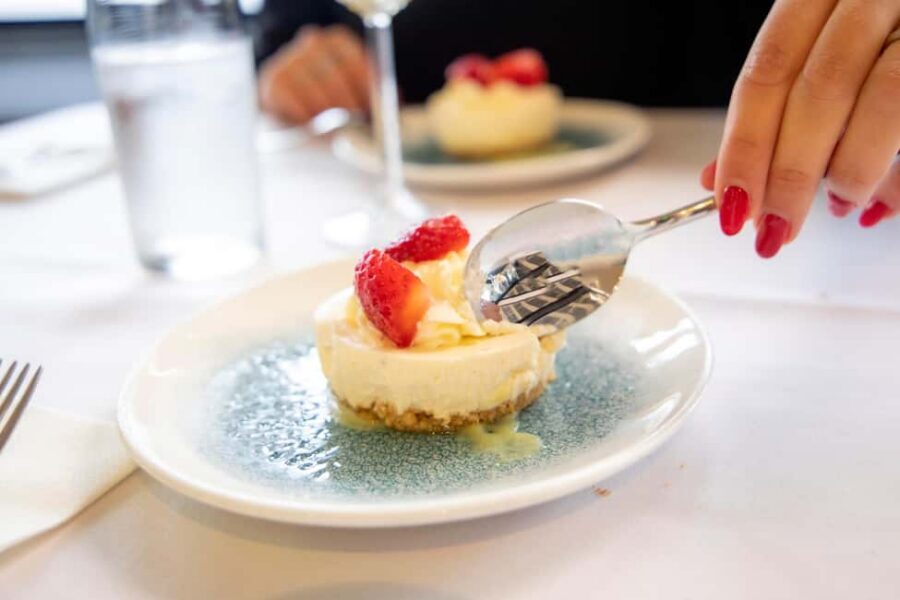London River Thames Lunch Cruise - Who should book this Thames lunch cruise (and who might not)