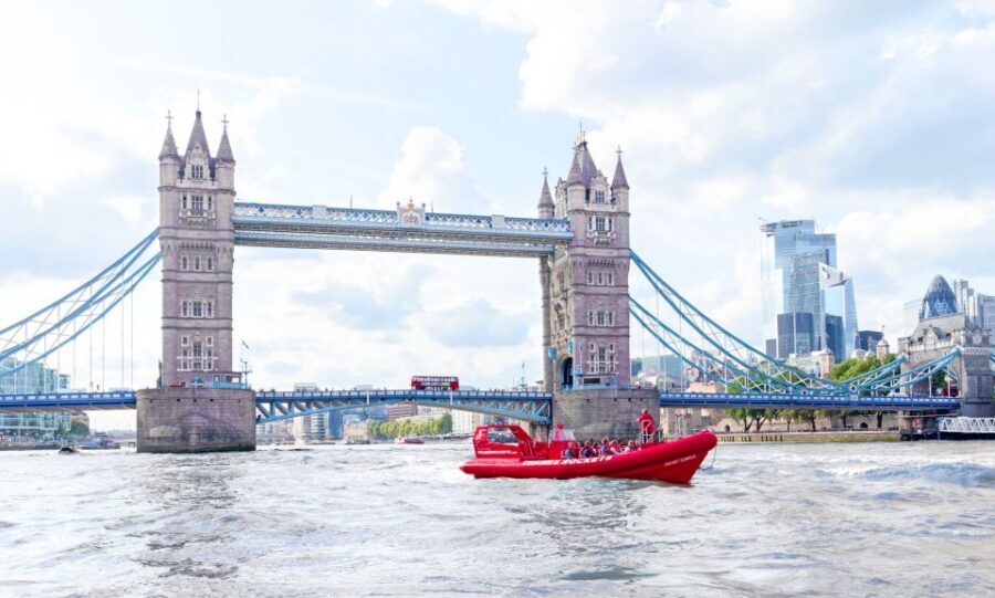 London: River Thames Speed Boat Tour - Boarding at Waterloo: What the Thames Rockets Start Feels Like