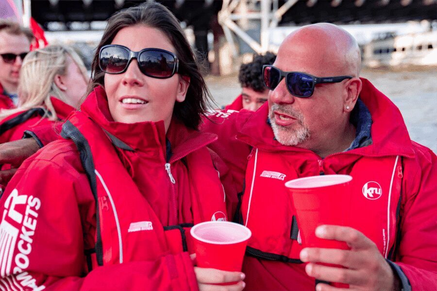 London: River Thames Sunset Speedboat Experience with Drink - Value check: is $87 worth a 50-minute high-speed ride?