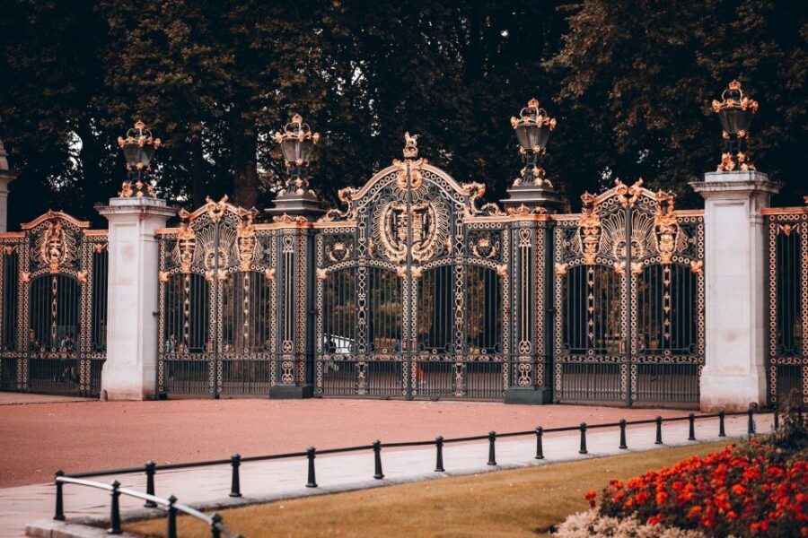 London Royal Tour - Buckingham Palace Entry - 12 guests 2,5h - Quick take