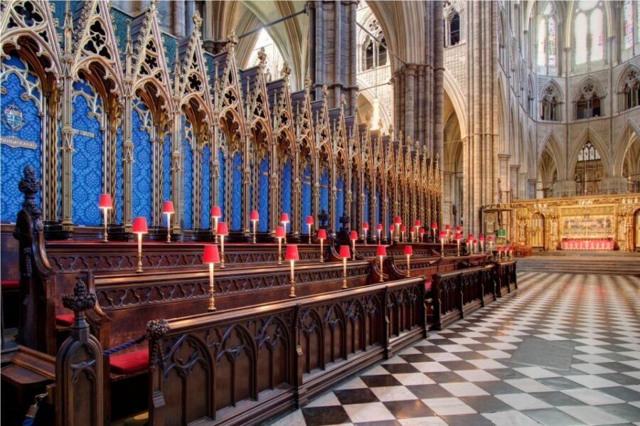 London: Royal Tour with Westminster Abbey & Afternoon Tea - Changing of the Guard timing: plan for magic, accept the alternatives