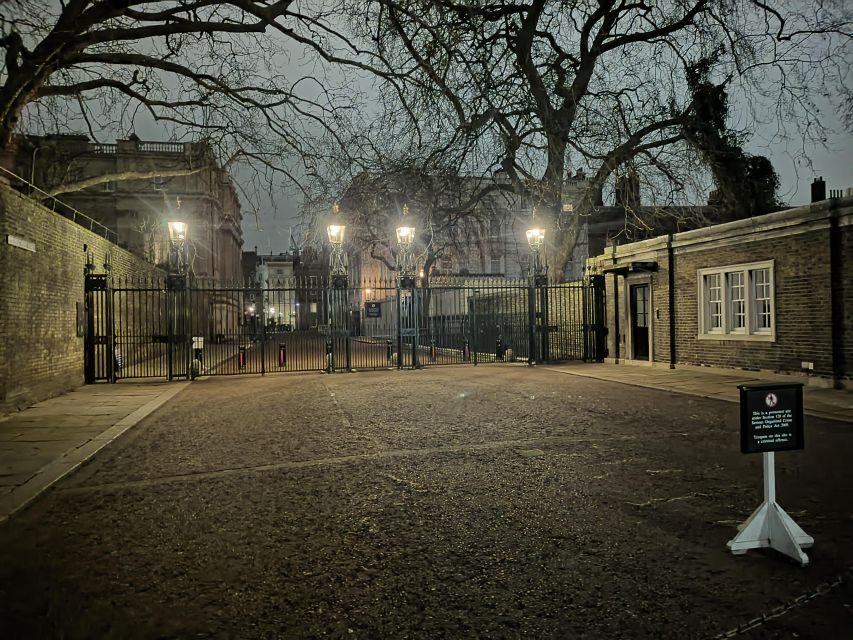 London : Royal Westminster By Night Walking Tour - Horse Guards Parade and Westminster Abbey: ceremony, power, and the “big names”