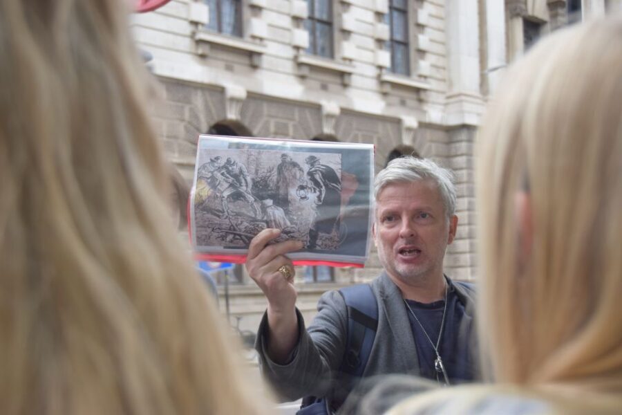 London: Serial Killers of London Guided Walking Tour - How the 2-hour route tells the story of 11 killers