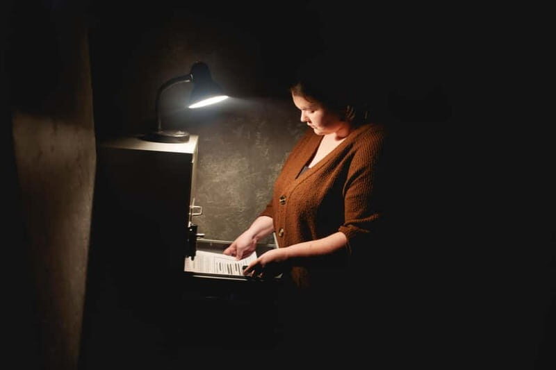 London: Sherlock Escape Rooms - Finding Doyle’s Opticians: The Network HQ in West London
