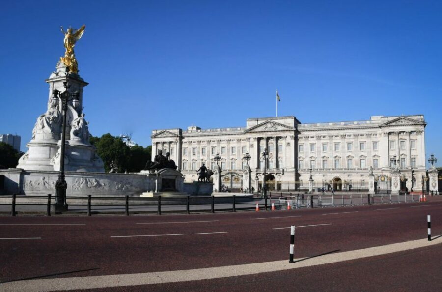 London: Sherlock Holmes Museum & Westminster Walking Tour - Key highlights worth planning around