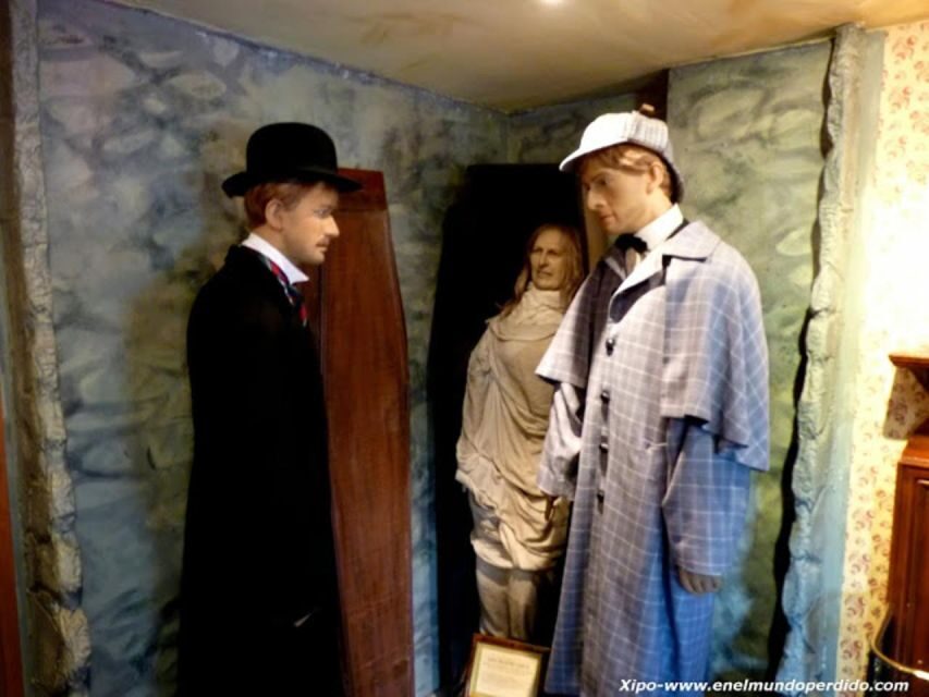 London: Sherlock Holmes Museum & Westminster Walking Tour - Westminster Abbey in 20 minutes: fast context, not a full visit