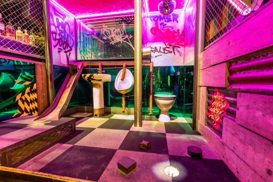 London: Shoreditch Junkyard Golf Tickets for 9 or 18 Holes - Shoreditch Junkyard Golf Club: the “how it plays” overview