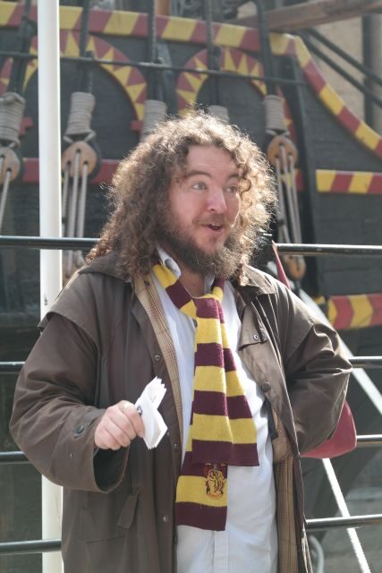 London: Small Group Harry Potter Locations Walking Tour - Leadenhall Market: the Leaky Cauldron entrance moment
