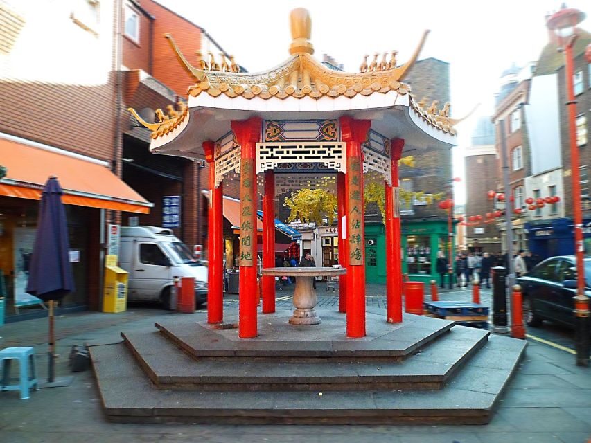 London Soho District - Guided Walking Tour 12 guests 2,5h - Price and value: is $61 a fair trade for 2.5 hours?