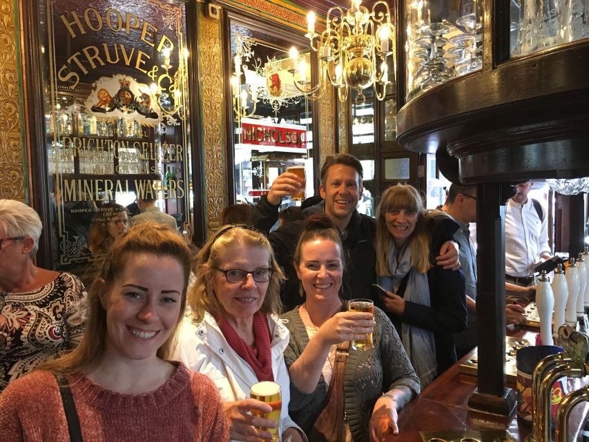 London: Soho Music and Historic Pubs Walking Tour - What the guide adds: banter, pacing, and real group energy