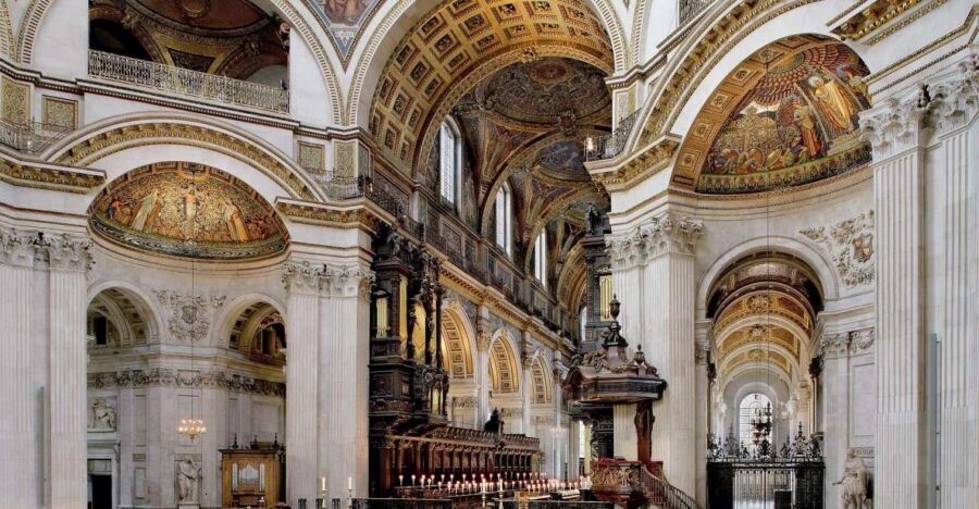 London: St Paul's Cathedral Entry Ticket - Getting in smoothly: location and the best starting points