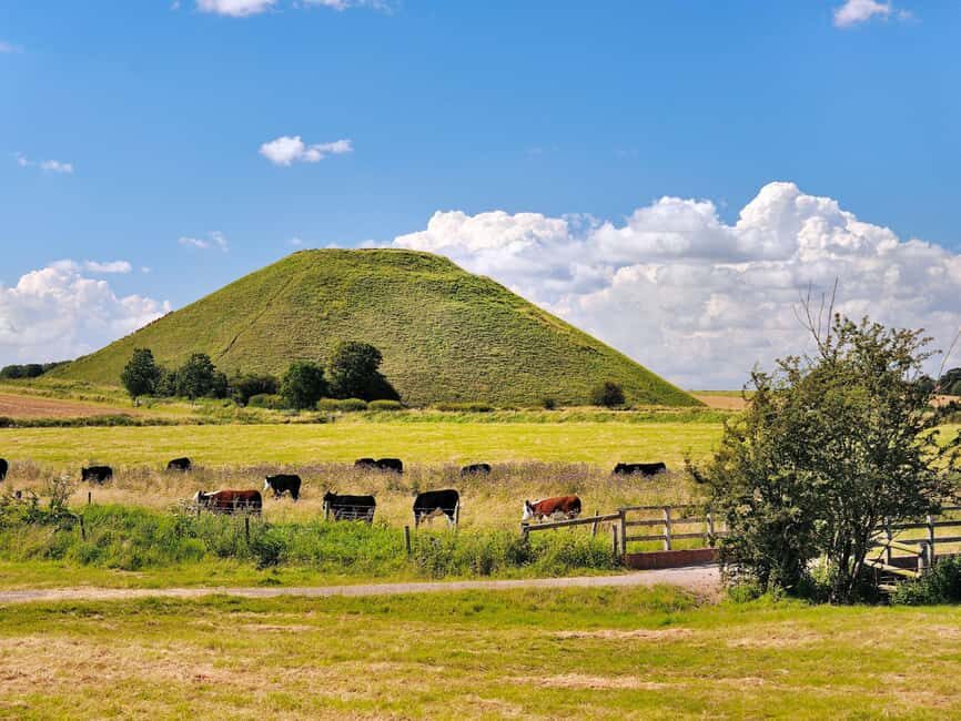 London: Stonehenge, Avebury & Silbury Hill Day Trip - Meeting Point in London: Earls Court by 9:00 AM