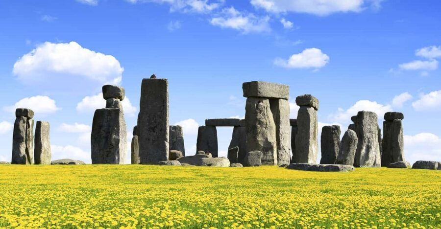 London: Stonehenge, Bath, Windsor, and Roman Baths Day Tour - Stonehenge: what you should focus on at the prehistoric circle