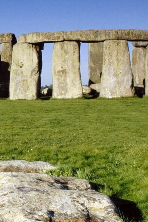 London: Stonehenge, Glastonbury & Avebury Small Group Tour - Small-group touring: why the guide really matters here