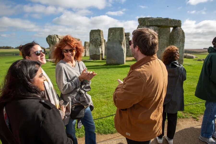 London: Stonehenge, Windsor Castle, Bath, Lacock & Pub Lunch - Starting in London: Meeting Points and Drop-Off Options