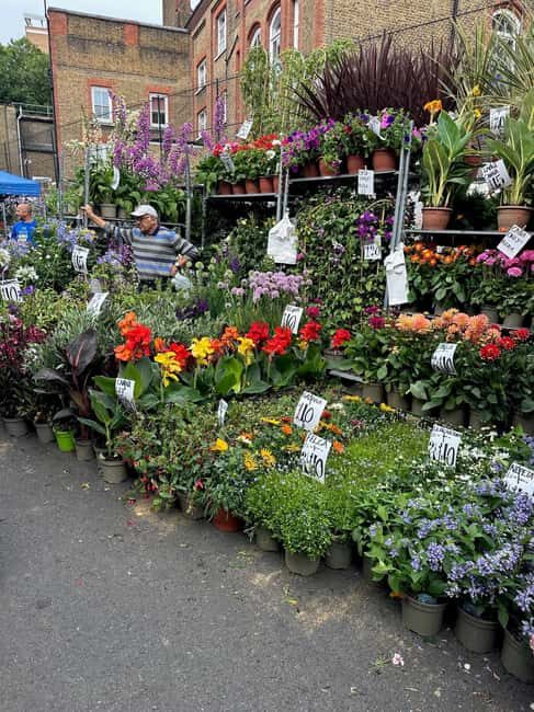 London: Sunday Markets Guided Walking Tour - Columbia Road Flower Market: Classic London, Up Close