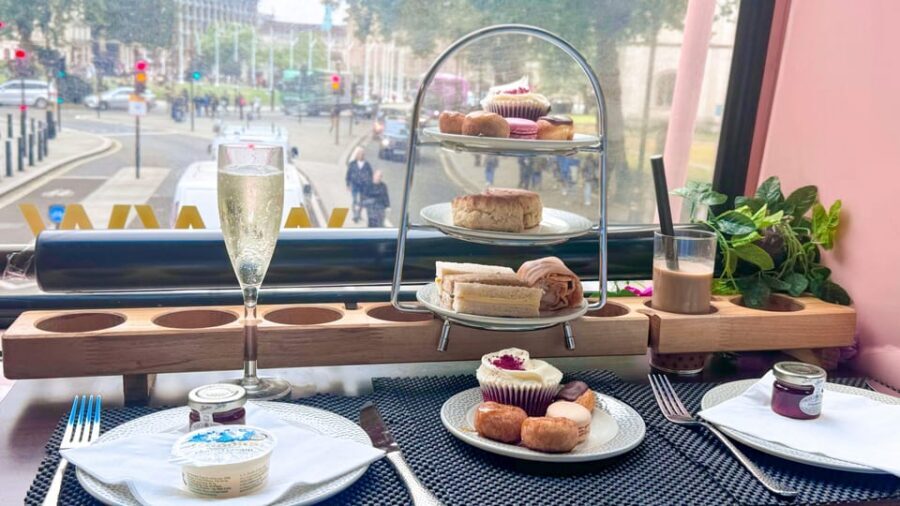 London: Taylor Swift-Inspired Afternoon Tea Bus Tour - The 90-minute flow: tea service during a London panorama
