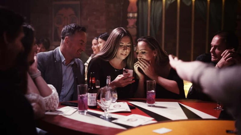 London: The Magician's Table - Up-Close Magic Show - Why The Magician’s Table feels different from a typical magic show