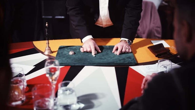 London: The Magician's Table - Up-Close Magic Show - Your 2-hour night: what happens after you take your seat