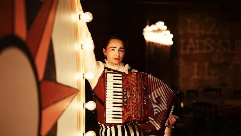London: The Magician's Table - Up-Close Magic Show - Who should book, and who might not love it