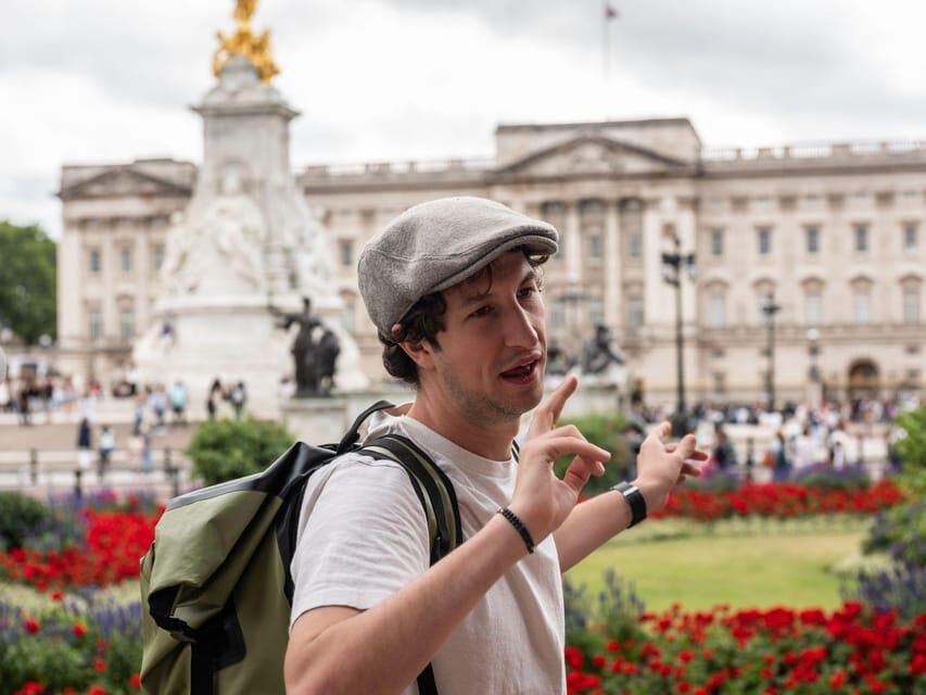 London: Top 30 Sights Walking Tour and Tower of London Entry - Pace, timing, and how the day can change in real life