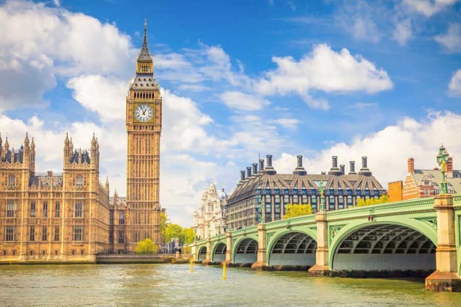 London: Top 30 Sights Walking Tour & St Pauls Cathedral - The Westminster Abbey stop: how to make the most of a short window