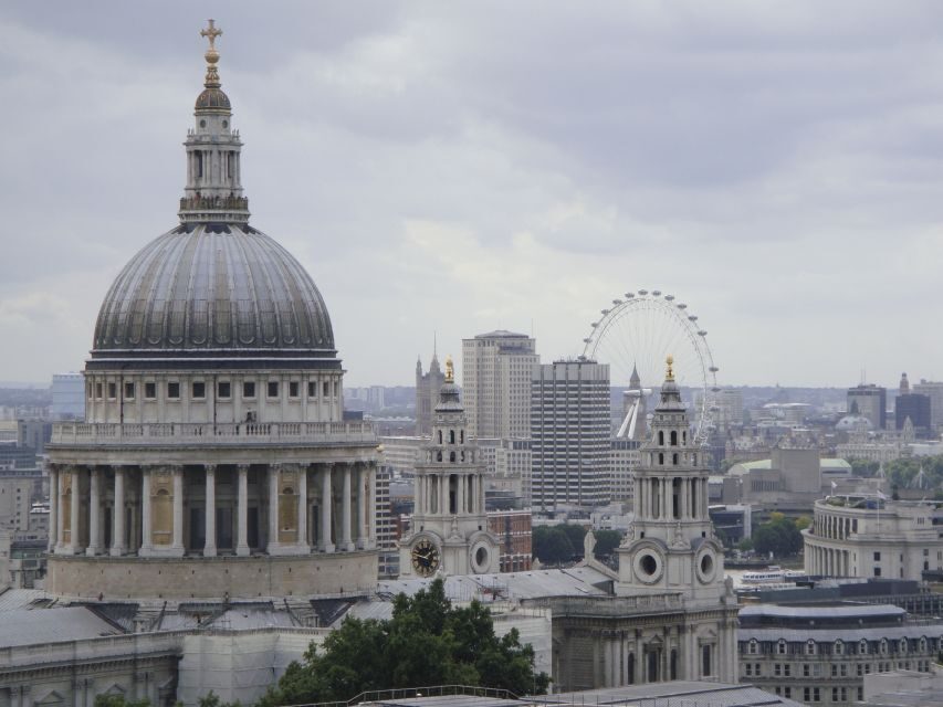 London: Top 30 Sights Walking Tour & St Pauls Cathedral - Southbank and the Thames: where the photos come easily and the stories stick