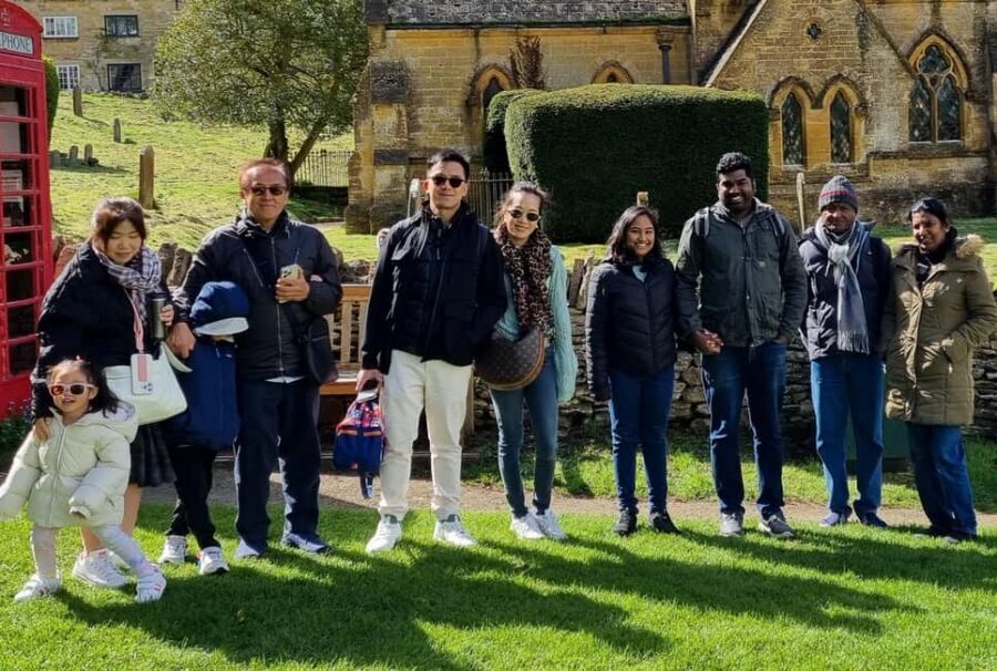 London: Top 7 Cotswolds Stops plus Shakespeare's Stratford - Entering the day: a small group that actually feels small