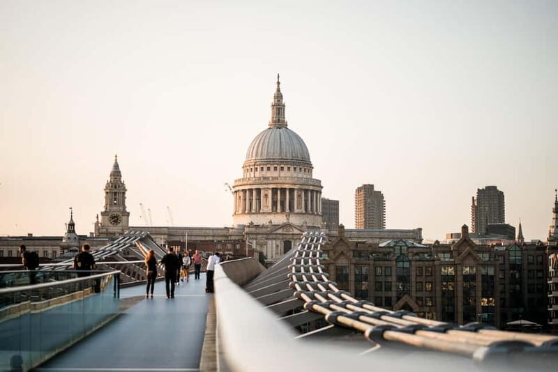 London: Top Attractions and City Highlights Walking Tour - A 2-Hour Westminster Royal and Parliament Walk