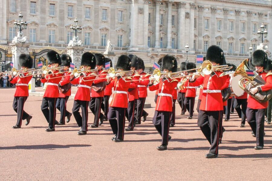 London: Tower, Cruise, & Harrods Tea Full-Day Experience - A private Thames cruise for summer days: big views, little hassle