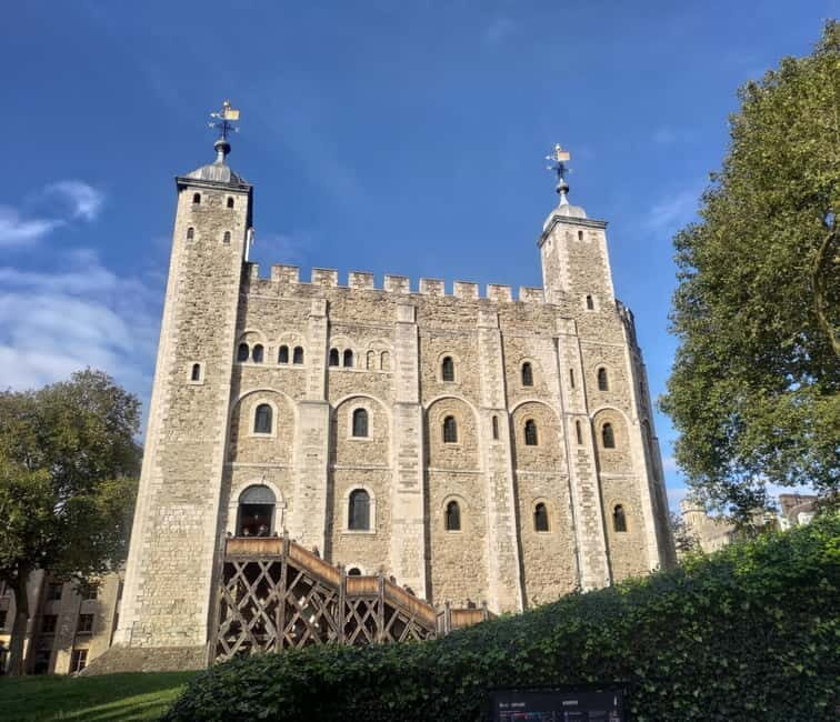 London: Tower of London and Tower Bridge Private Tour - Tower Bridge First: Glass Walkway Views and a Real-World Photo Plan