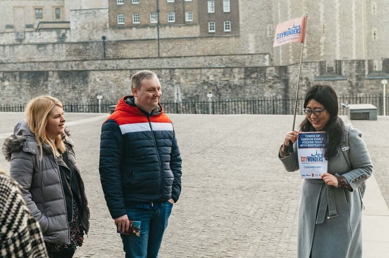 London: Tower of London Early Access w/ Beefeater and Jewels - White Tower and the Wards: how to use your free time well