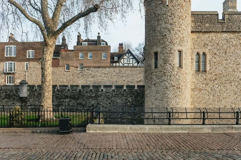 London: Tower of London Early Access w/ Beefeater and Jewels - Price and value: $55 for a Beefeater-led entry, not just a ticket