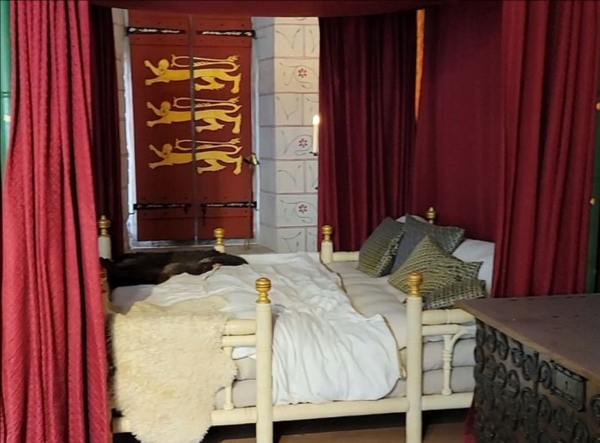 London: Tower of London Guided Tour with Boat Ride - Timing and meeting points: how to avoid the day slipping away
