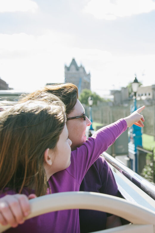 London: Tower of London, Hop-on, Hop-off Bus & River Cruise - FAQ