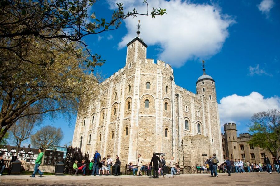 London: Tower of London, Hop-on, Hop-off Bus & River Cruise - Audio Commentary and Open-Top Comfort: Making the Bus Actually Useful