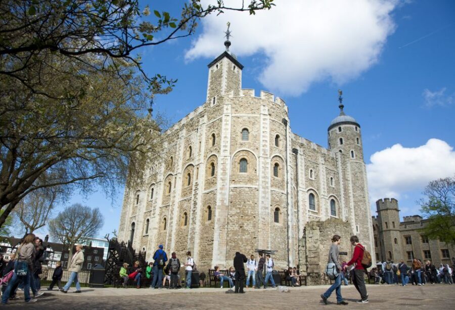 London: Tower of London, Thames Boat & Changing of the Guard - Westminster Walking Tour: Monarchy Meets Real Streets