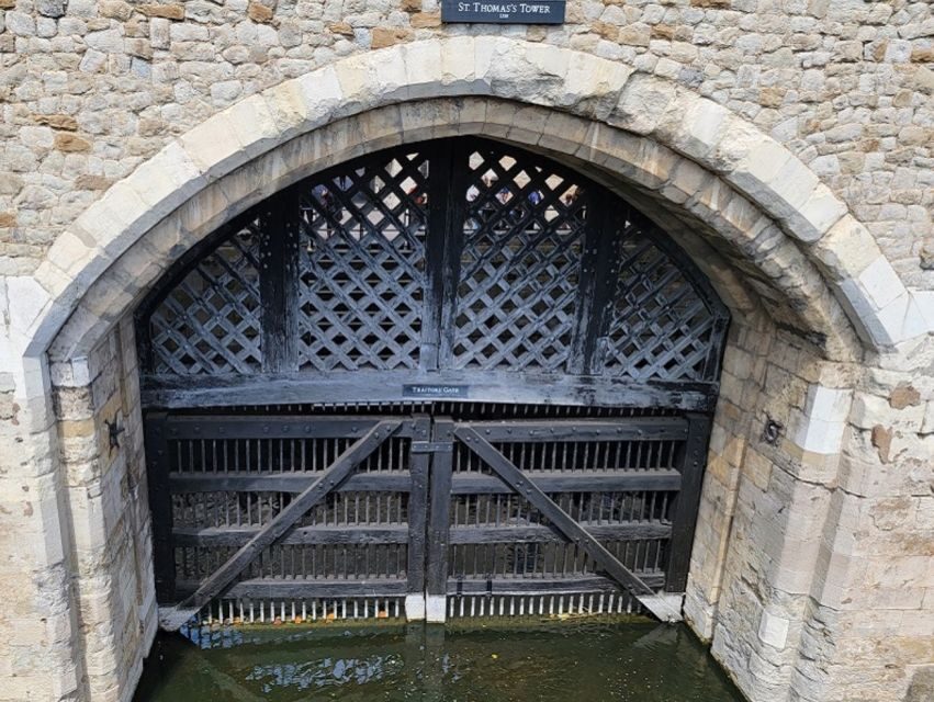 London: Tower of London Tour with Crown Jewels & Beefeaters - Price and Value: Is $69 for 2–2.5 Hours Fair?