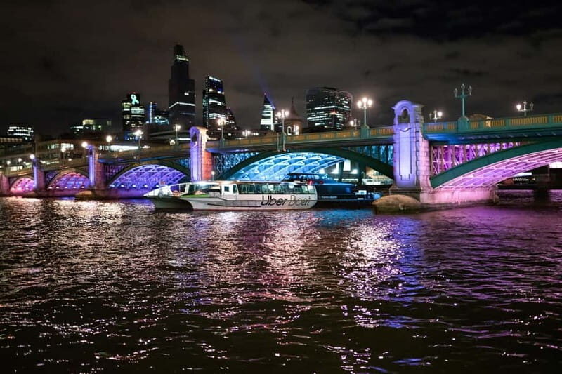 London: Uber Boat by Thames Clippers Return River Ticket - Frequency and sightseeing flow: why you won’t feel trapped