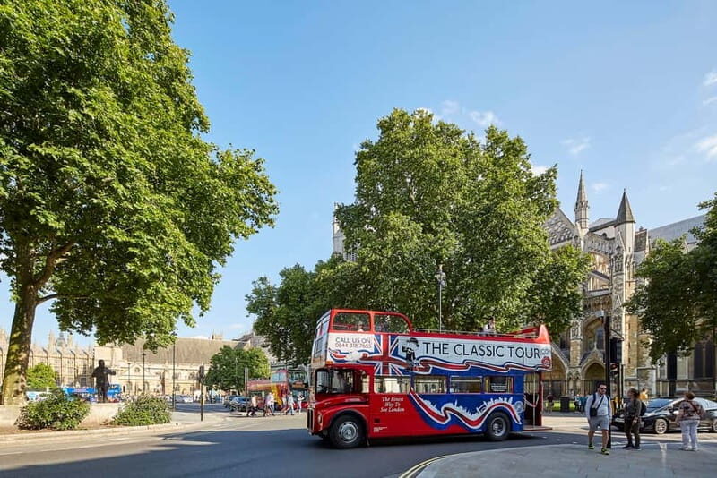 London Vintage Bus Tour: Live Comedy Sightseeing Show - Boarding at 8 Northumberland Avenue: the easy start near Trafalgar Square