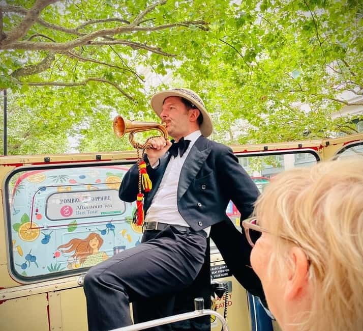 London Vintage Bus Tour: Live Comedy Sightseeing Show - FAQ