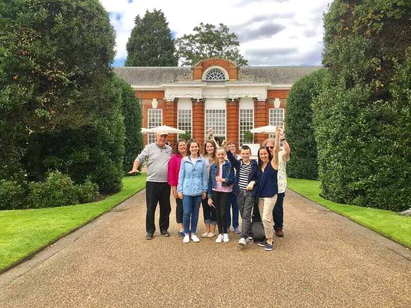London: VIP Kensington Palace Gardens Tour & Royal High Tea - Kensington Palace grounds vs. Kensington Palace entry: know what the upgrade changes