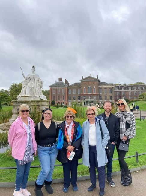 London: VIP Kensington Palace Gardens Tour & Royal High Tea - Kensington Palace Gardens and the Diana statue: the easy walk with big payoffs